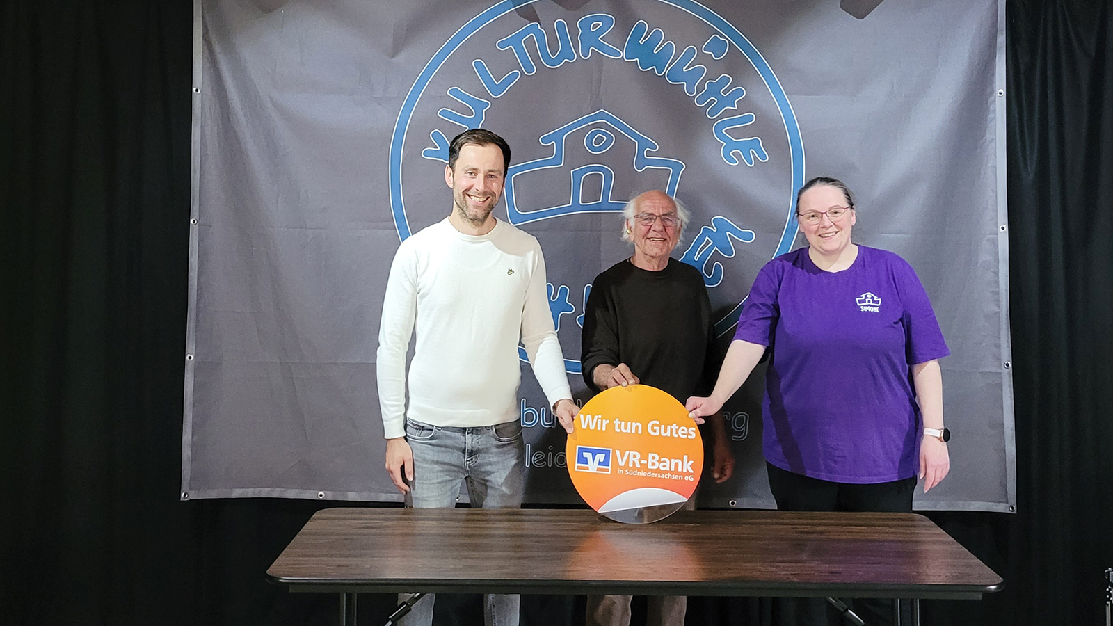 Große Freude in Buchhagen: Neue Tische stärken das ehrenamtliche Leben in der KulturMühle