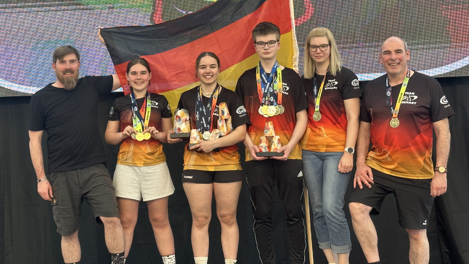 Boffzer Team „speedy cUP!s“ gehört zu den erfolgreichsten Teilnehmern der Sport-Stacking-EM in Spanien