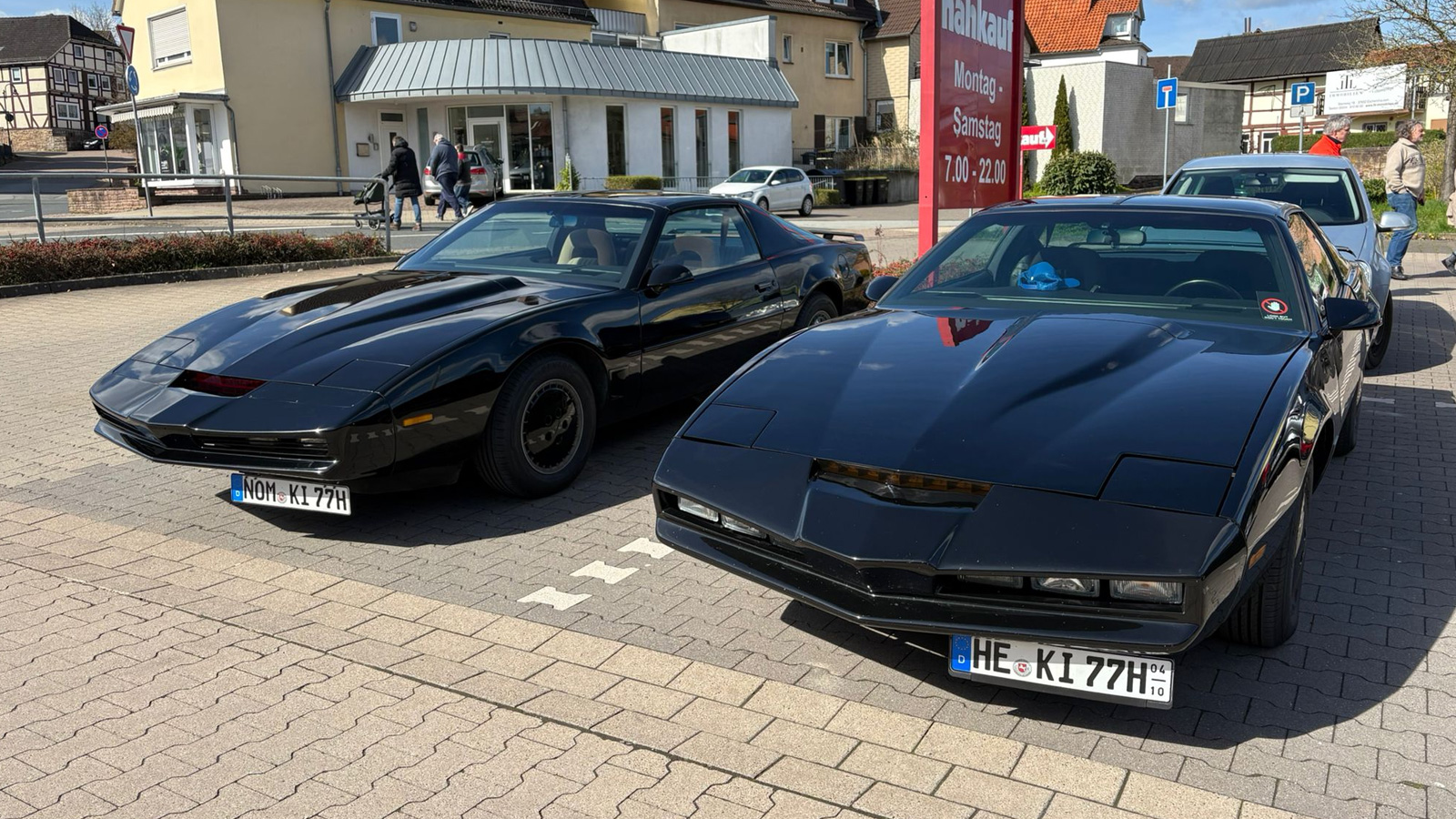 MSC Weserbergland begeistert mit „Meet and Drive“: 120 Oldtimer füllen Parkplatz in Eschershausen