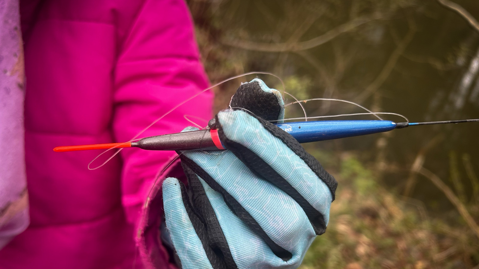 Rund 220 Kinder der Grundschule Eschershausen engagieren sich bei „Saubere Landschaft“ für Umwelt