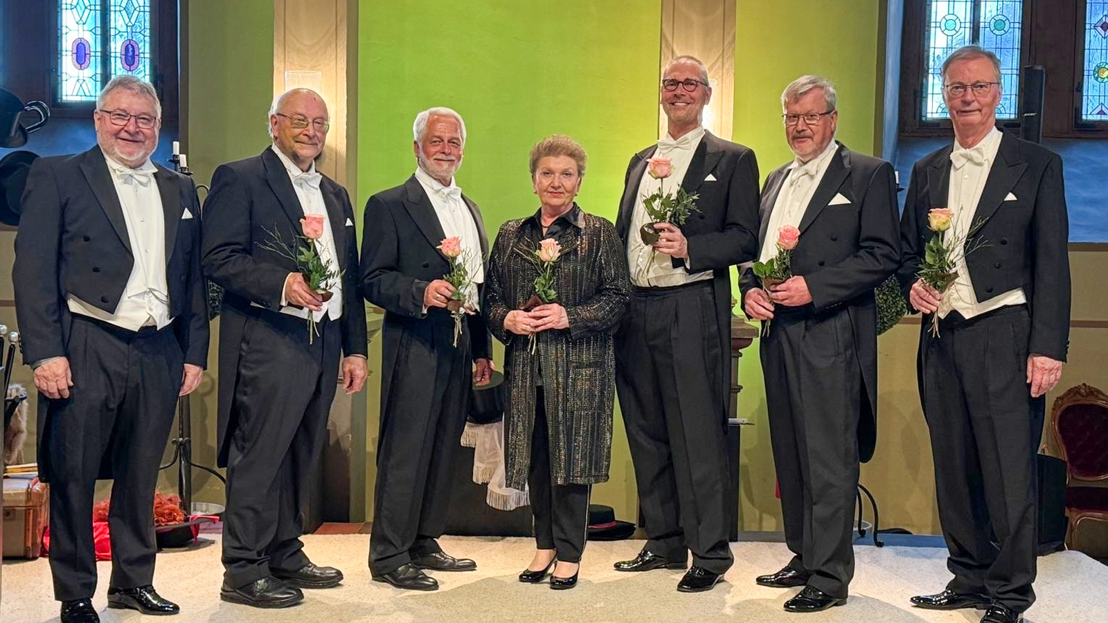 Freundeskreis Schloss Bevern lädt Frackophoniker zum Konzert mit Musik der 1920er und 1930er ein