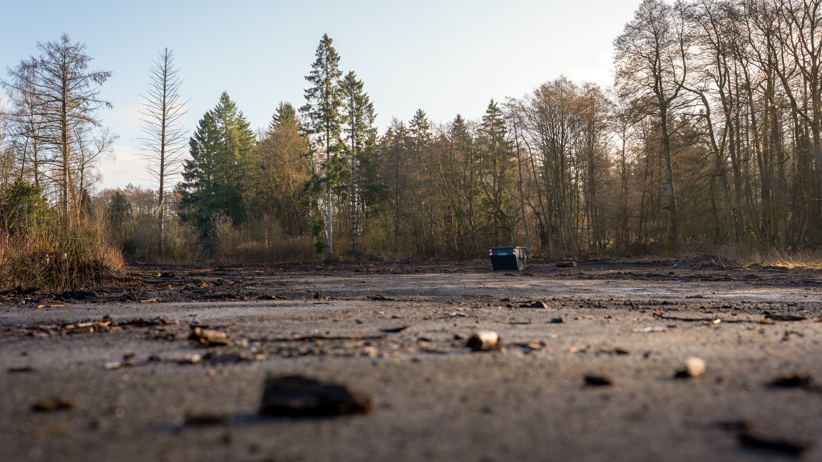 Nach Kampfmittelfund: Stadt Holzminden ordnet Sondierung des Baufeldes an – so geht es in Neuhaus weiter