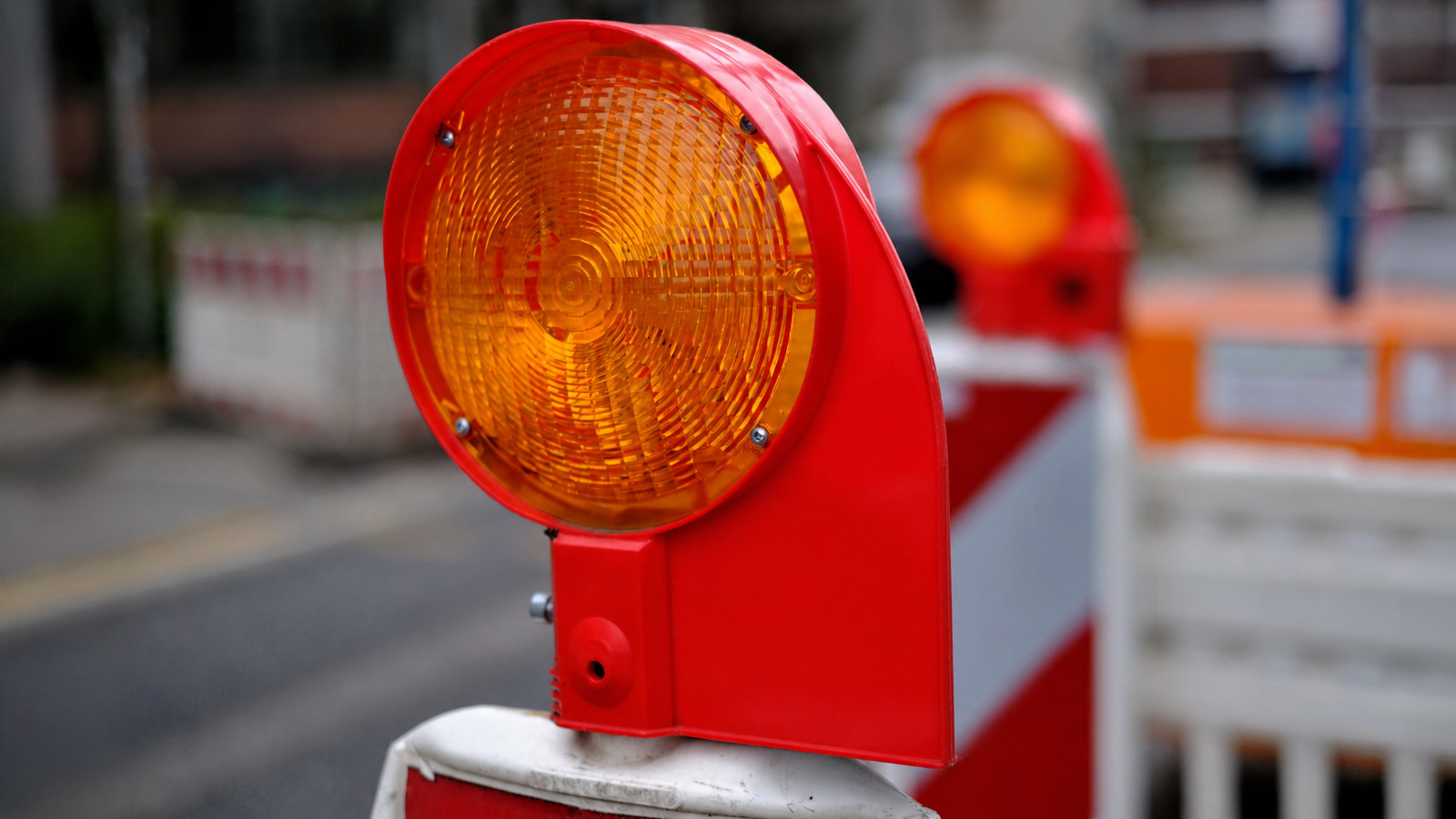 B 83 wird in den Sommerferien zwischen Grohnde und Hehlen unter Vollsperrung saniert