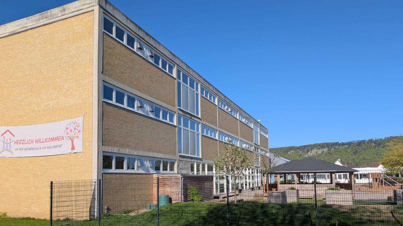 Grundschule Boffzen: Dachsanierung soll in den Sommerferien 2026 starten